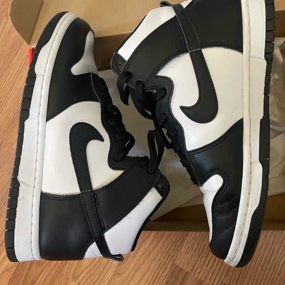 Nike Dunk High Women *panda color scheme - Picture 5 of 12